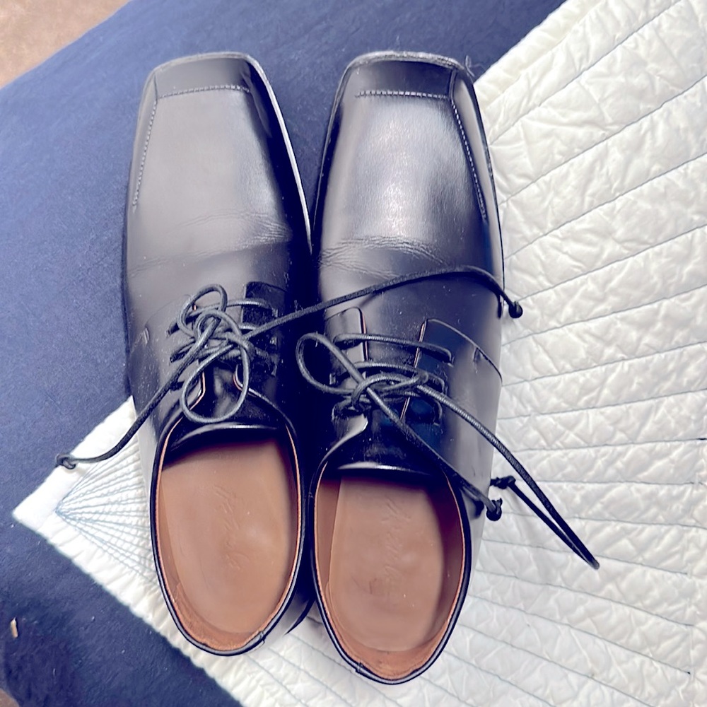 Marsell leather brogues / Sfaccia derby